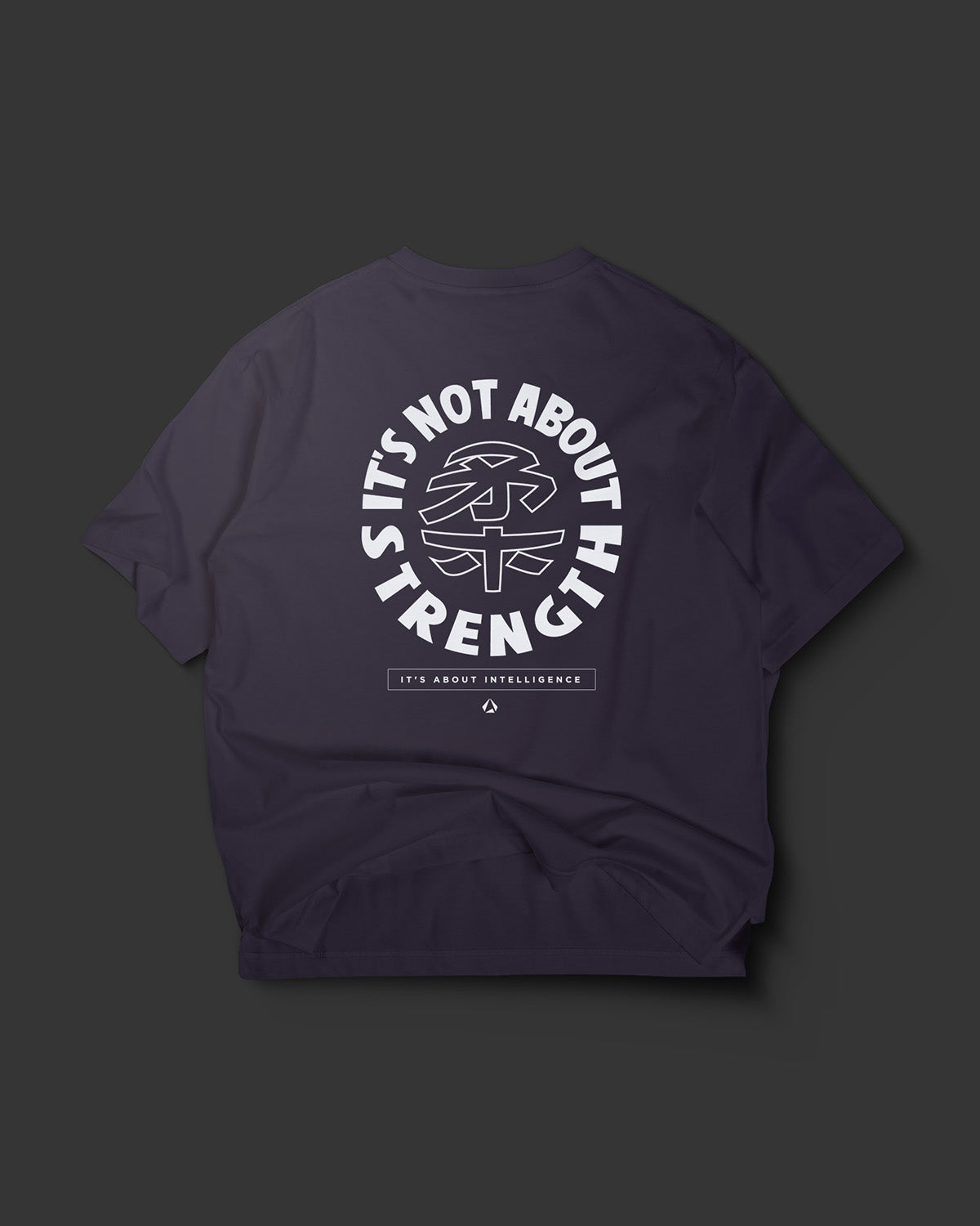 ABOUT STRENGHT OVERSIZE T-SHIRT