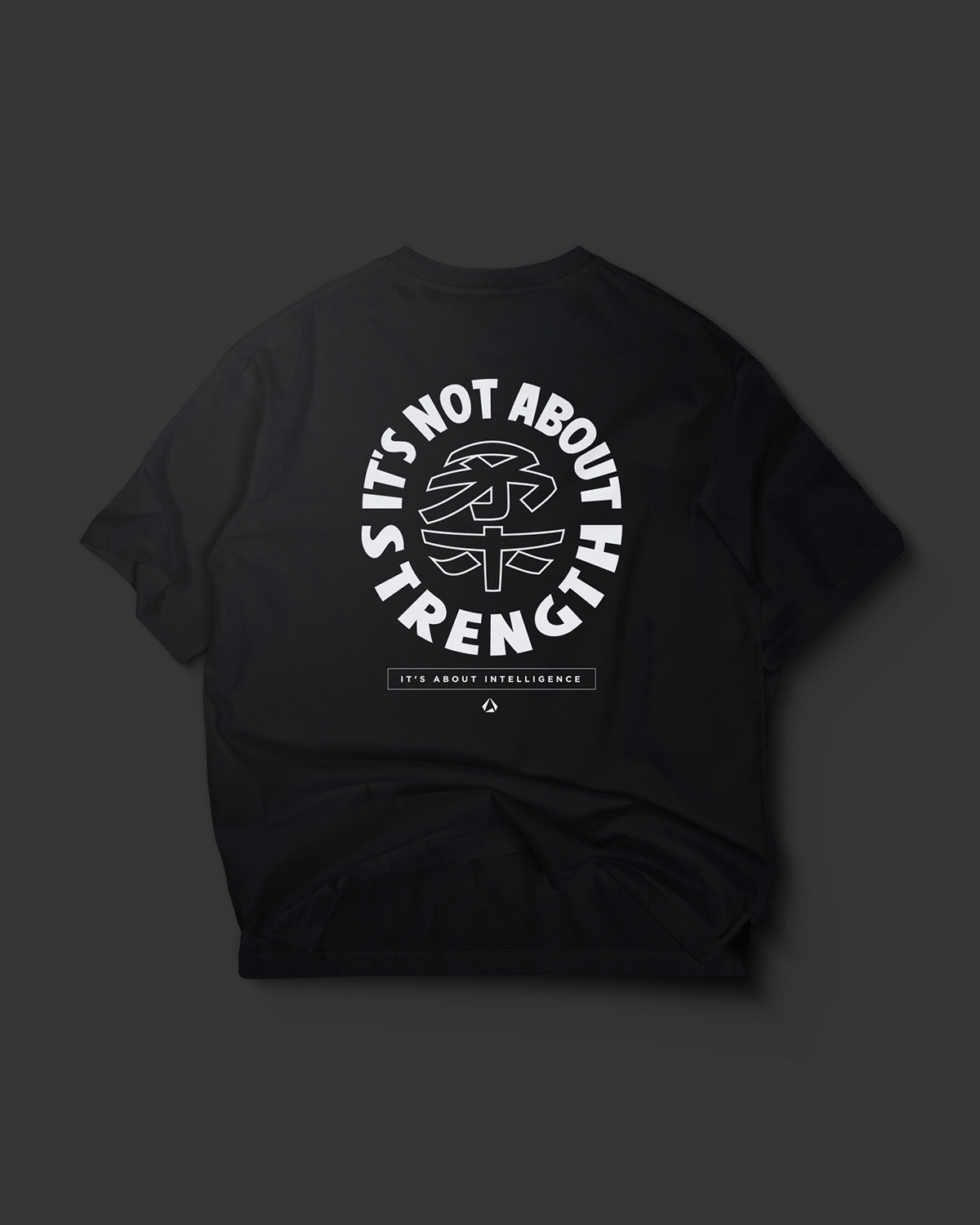 ABOUT STRENGHT OVERSIZE T-SHIRT