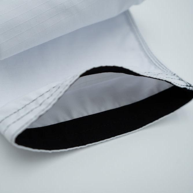 NEO WHITE GI