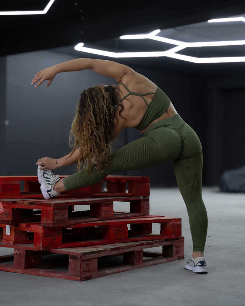 CONJUNTO OLIVE SCULPT