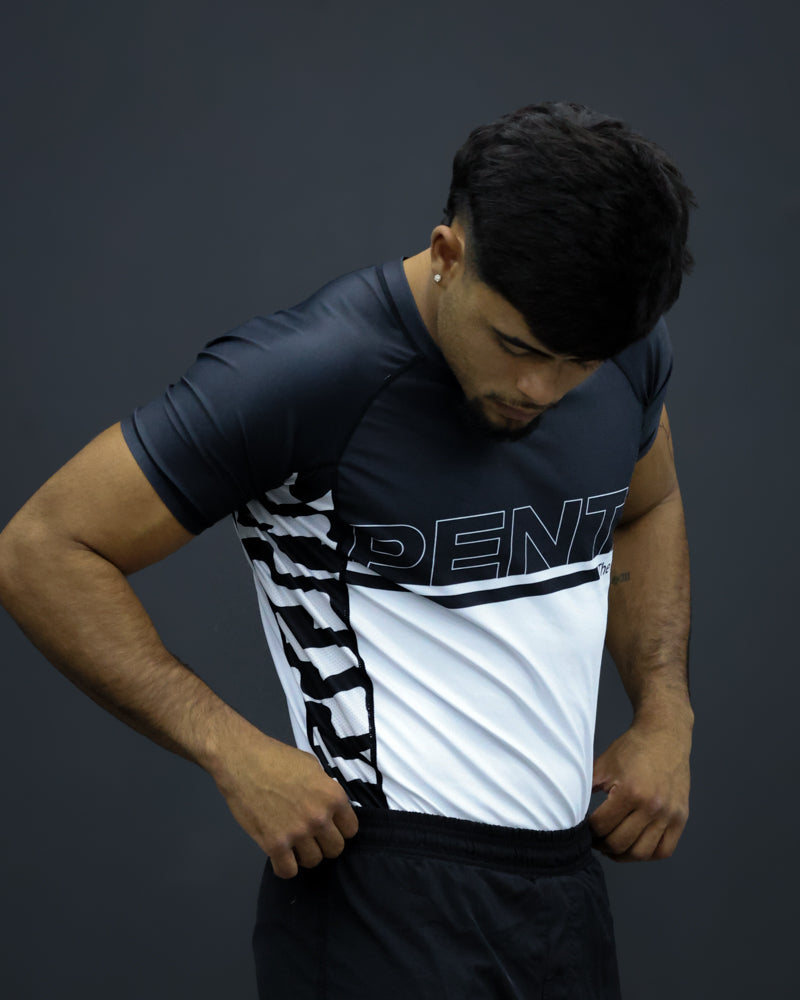 WAVED GRAPPLING RASHGUARD